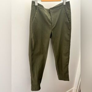 Lululemon Straight  Leg Pants Size 6